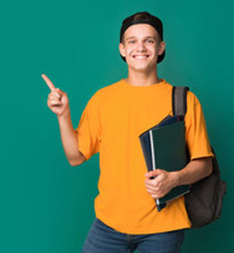 'Spotkanie' studentów Pielęgnacji Zwierząt i Animaloterapii  z legwanem zielonym