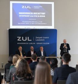 Wręczenie dyplomów laureatom projektów ZUL: „Interprojekt” oraz  „Staż za miedzą”