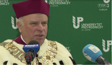 Media o uroczystości promocji doktorów i doktorów habilitowanych oraz wręczenia medali i odznaczeń